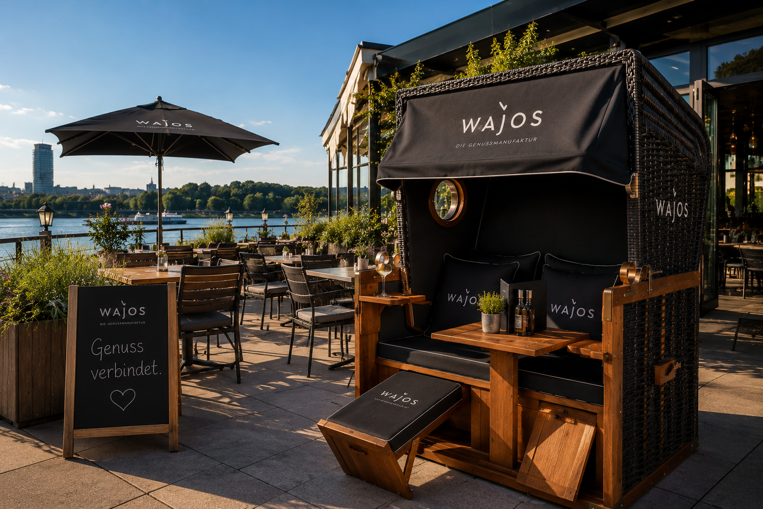Terrasse mit Strandkörben und hochwertigem Außenbereich